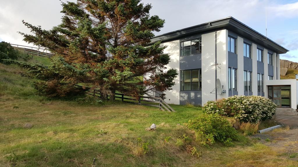 Iceland Visit Hostelホールマビーク エクステリア 写真